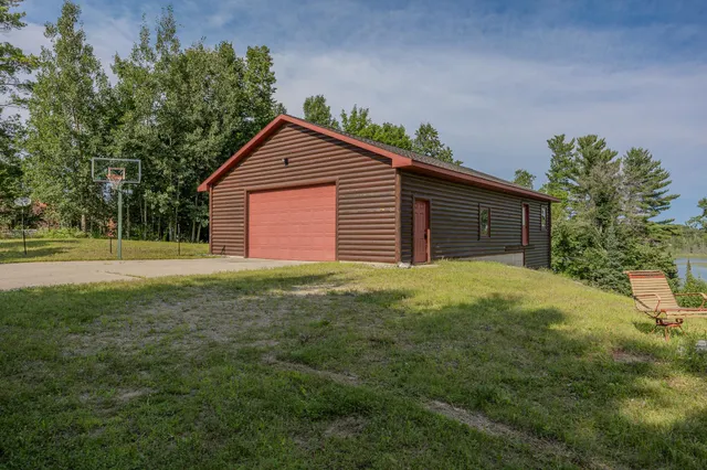 $369,900 | 1694 Buckshot Trail Northwest, Hackensack, MN 56452