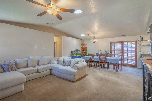 674 Concord Way St. George, UT 84770 - Photo 4 of 18