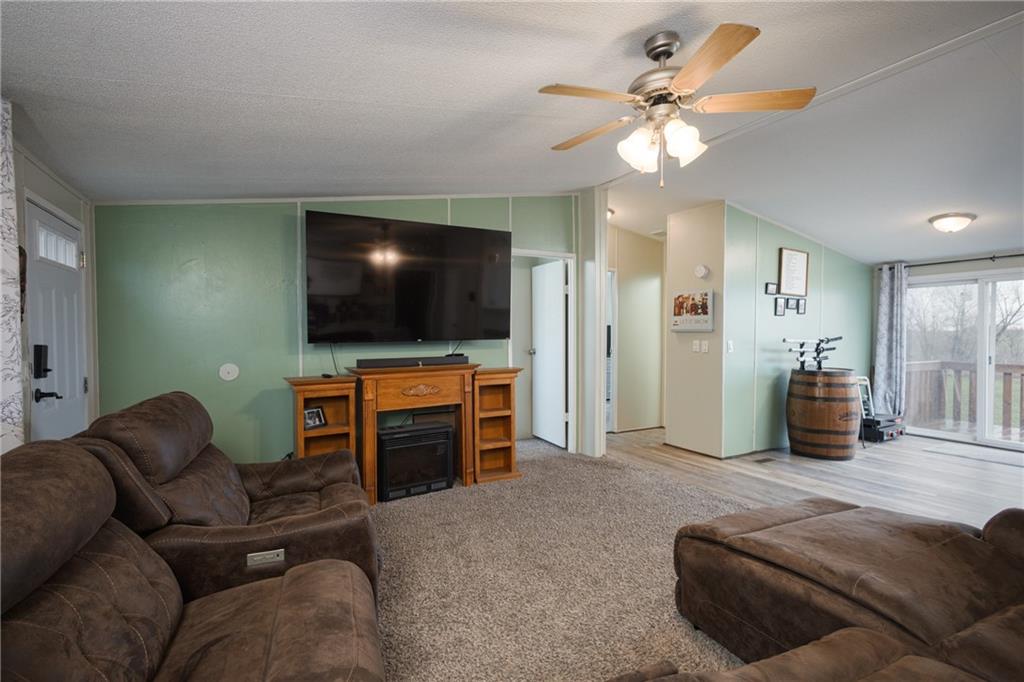 1 Southwest 575th Road Warrensburg, MO 64093 - Photo 10 of 33