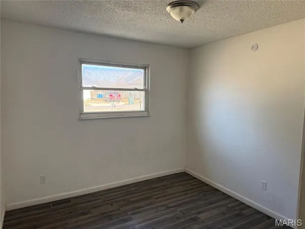 $185,000 | 11100 Woodale Drive, Rolla, MO 65401