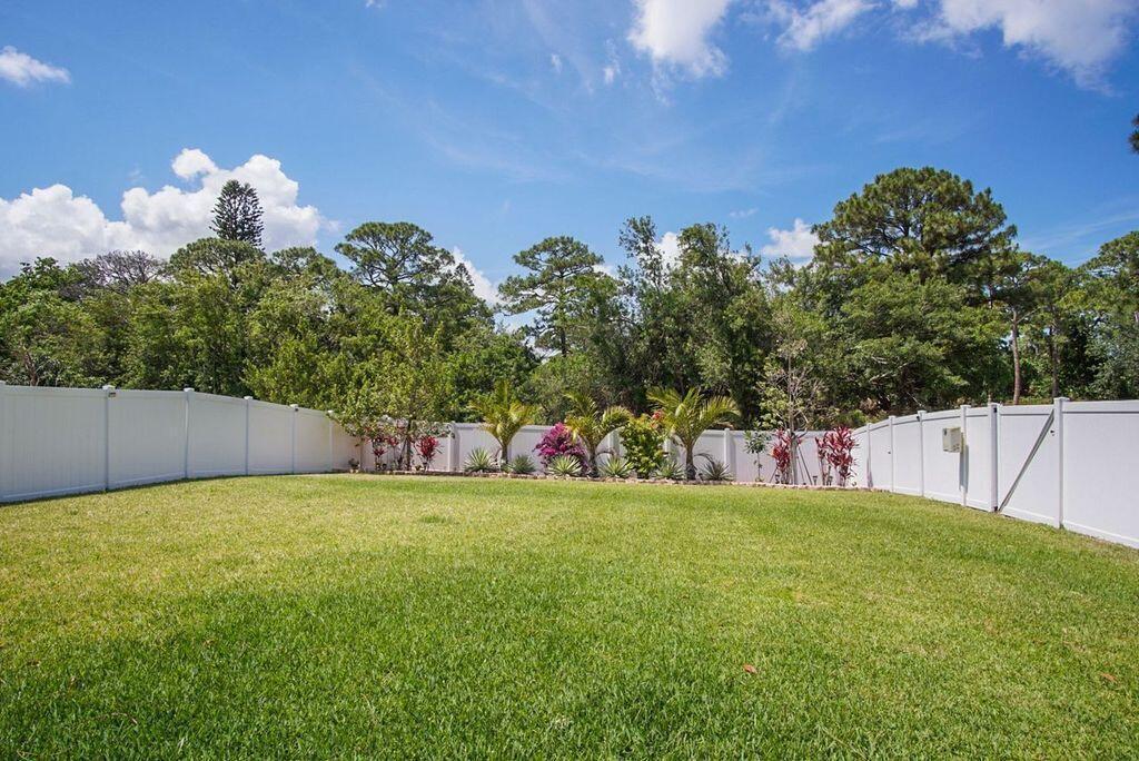 3909 Southeast Lee Street Stuart, FL 34997 - Photo 3 of 19 backyard