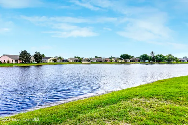 $425,000 | 1705 Ficus Point Drive, Melbourne, FL 32940