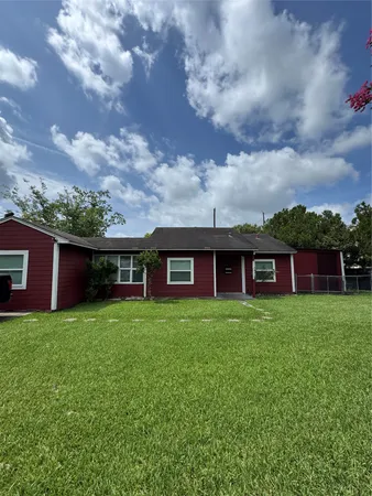 $1,800 | 6629 Corbin Street, Houston, TX 77055