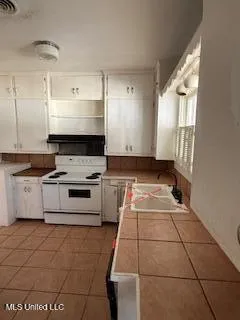 $124,900 | 206 South Monroe Street, Calhoun City, MS 38916