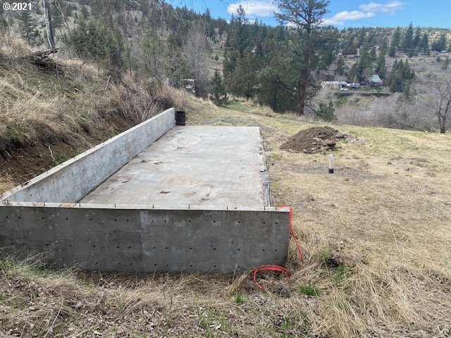 26531 Nelson Road Canyon City, OR 97820 - Photo 5 of 8 a view of a outdoor space