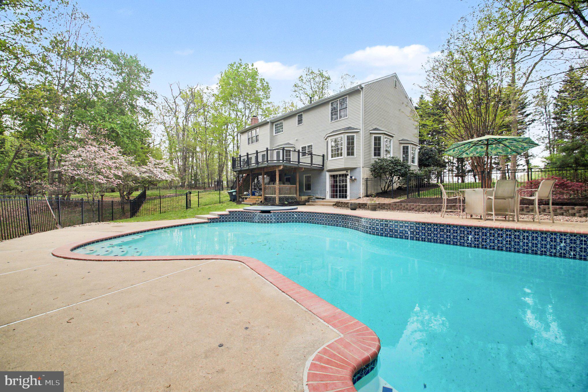 1480 Truslow Road Fredericksburg, VA 22406 - Photo 2 of 52