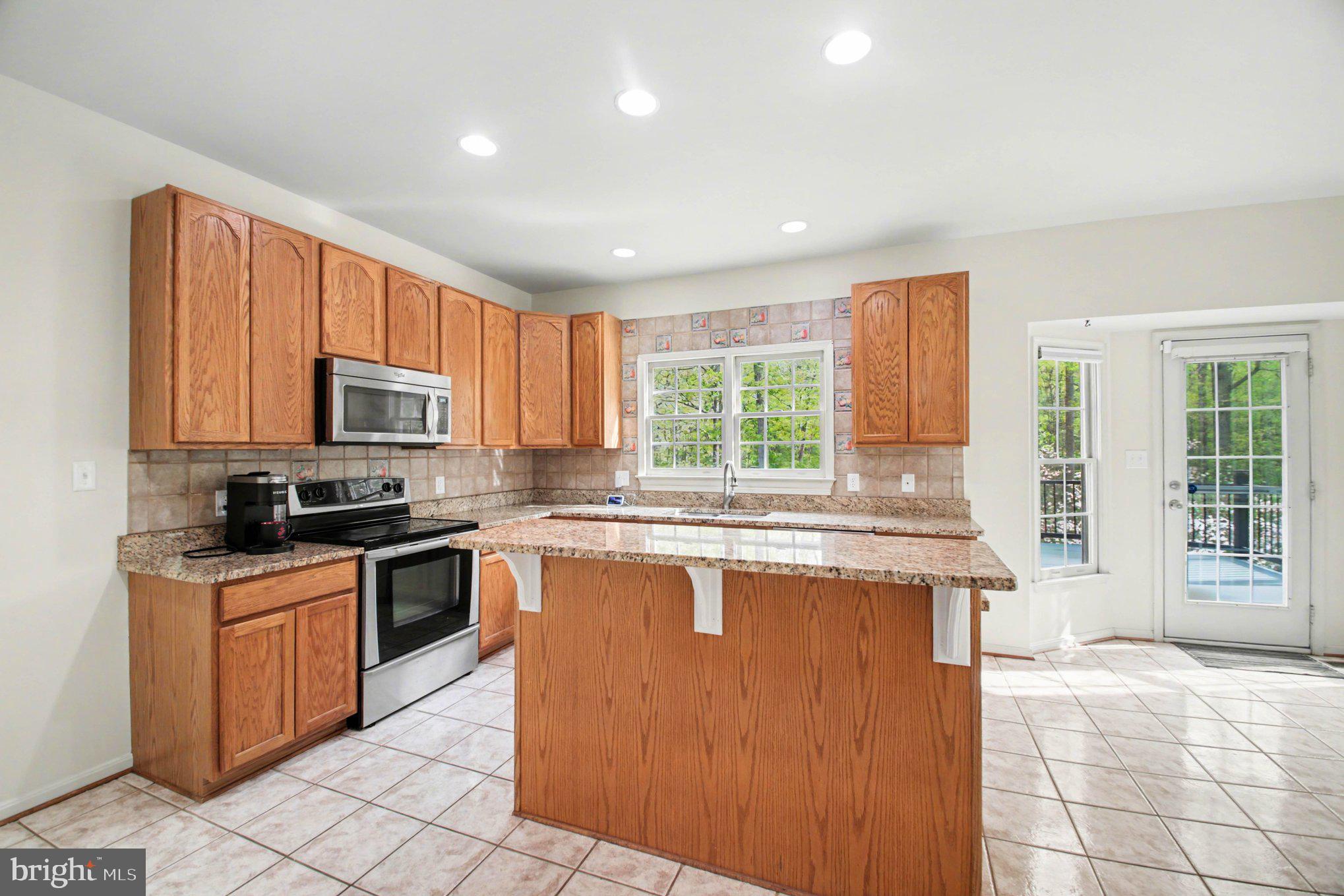 1480 Truslow Road Fredericksburg, VA 22406 - Photo 3 of 52