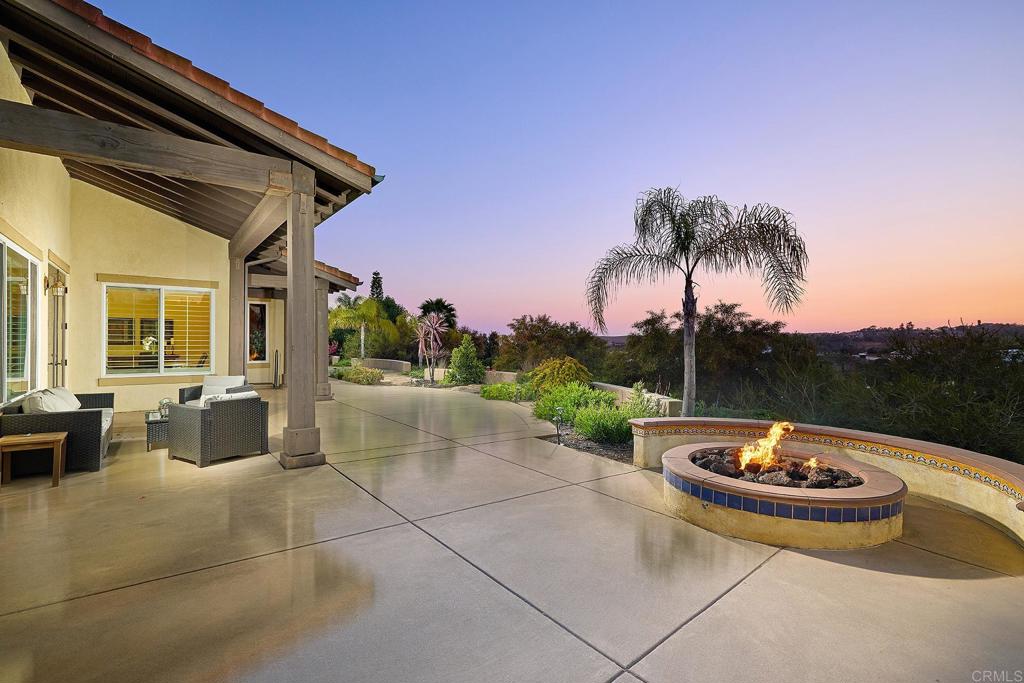 5617 Hidden Grove Way Bonsall, CA 92003 - Photo 11 of 50