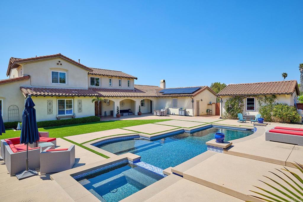 5617 Hidden Grove Way Bonsall, CA 92003 - Photo 13 of 50