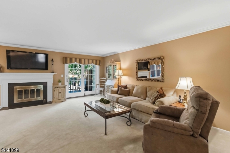 47 Independence Way Morristown, NJ 07960 - Photo 4 of 29