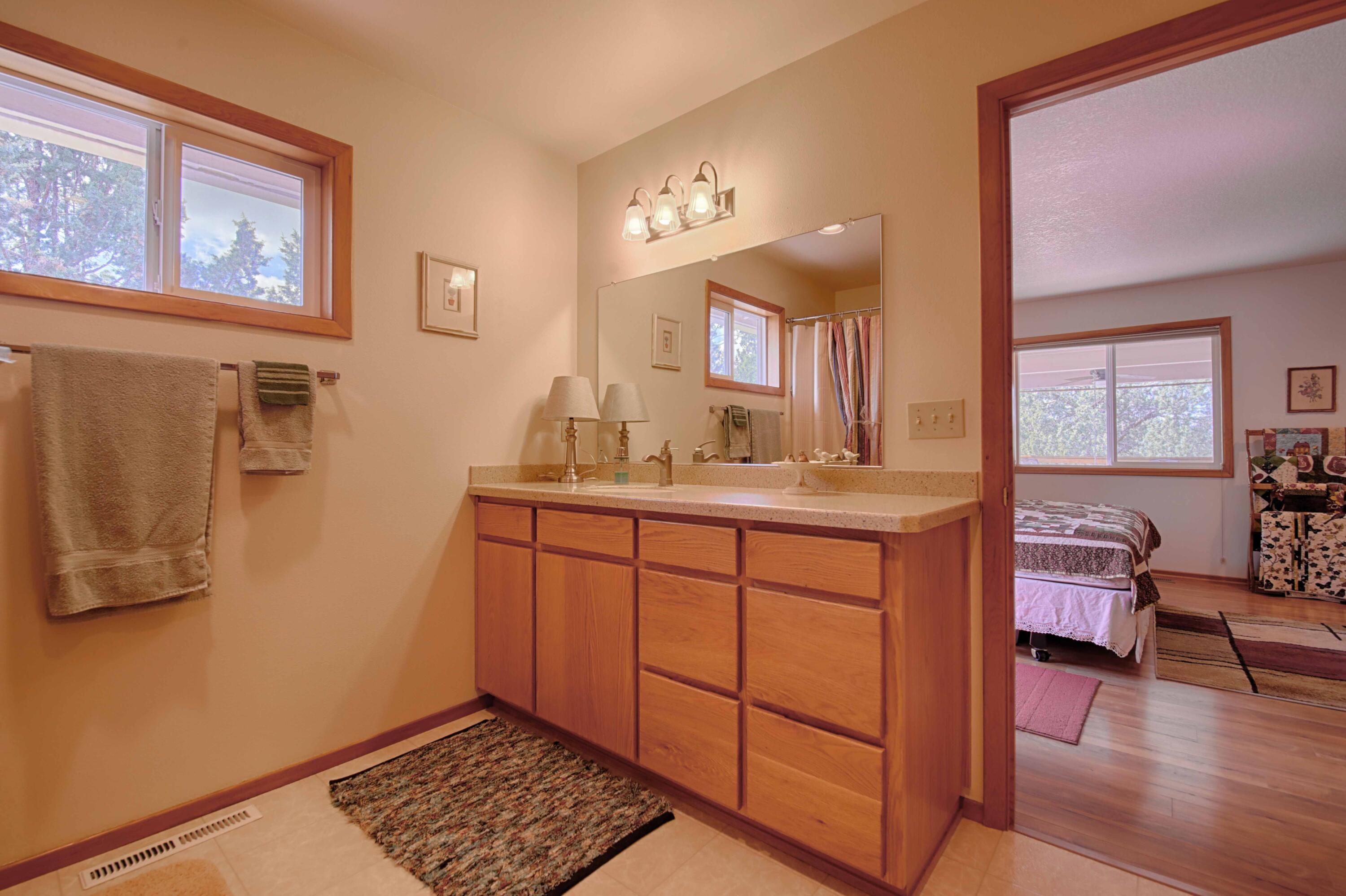 13898 Southwest Ridge Place Terrebonne, OR 97760 - Photo 14 of 38 13898 Ridge Place 14