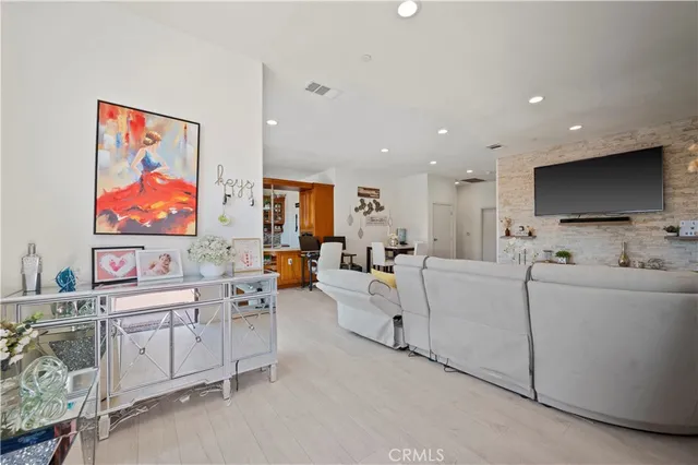 $625,000 | 1755 Heywood Street, Unit 201, Simi Valley, CA 93065