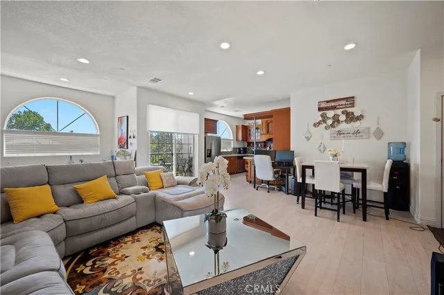 $625,000 | 1755 Heywood Street, Unit 201, Simi Valley, CA 93065
