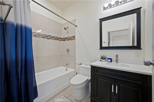 $625,000 | 1755 Heywood Street, Unit 201, Simi Valley, CA 93065