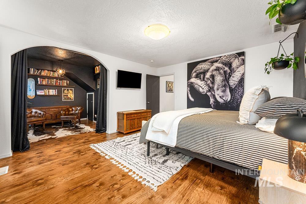 5600 West Beacon Light Road Eagle, ID 83616 - Photo 11 of 21