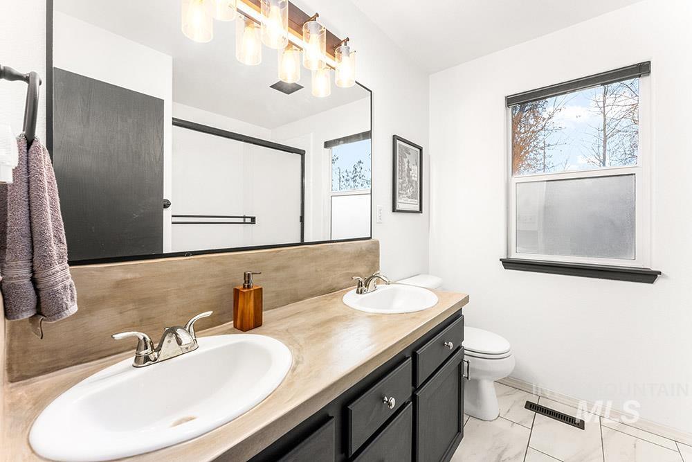 5600 West Beacon Light Road Eagle, ID 83616 - Photo 15 of 21