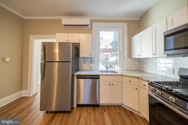 $2,000 | 327 North High Street, Unit 1, West Chester, PA 19380