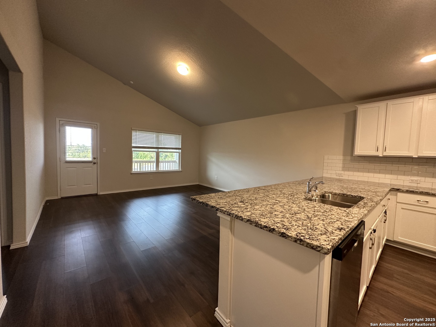 3926 Copper River Bulverde, TX 78163 - Photo 7 of 51