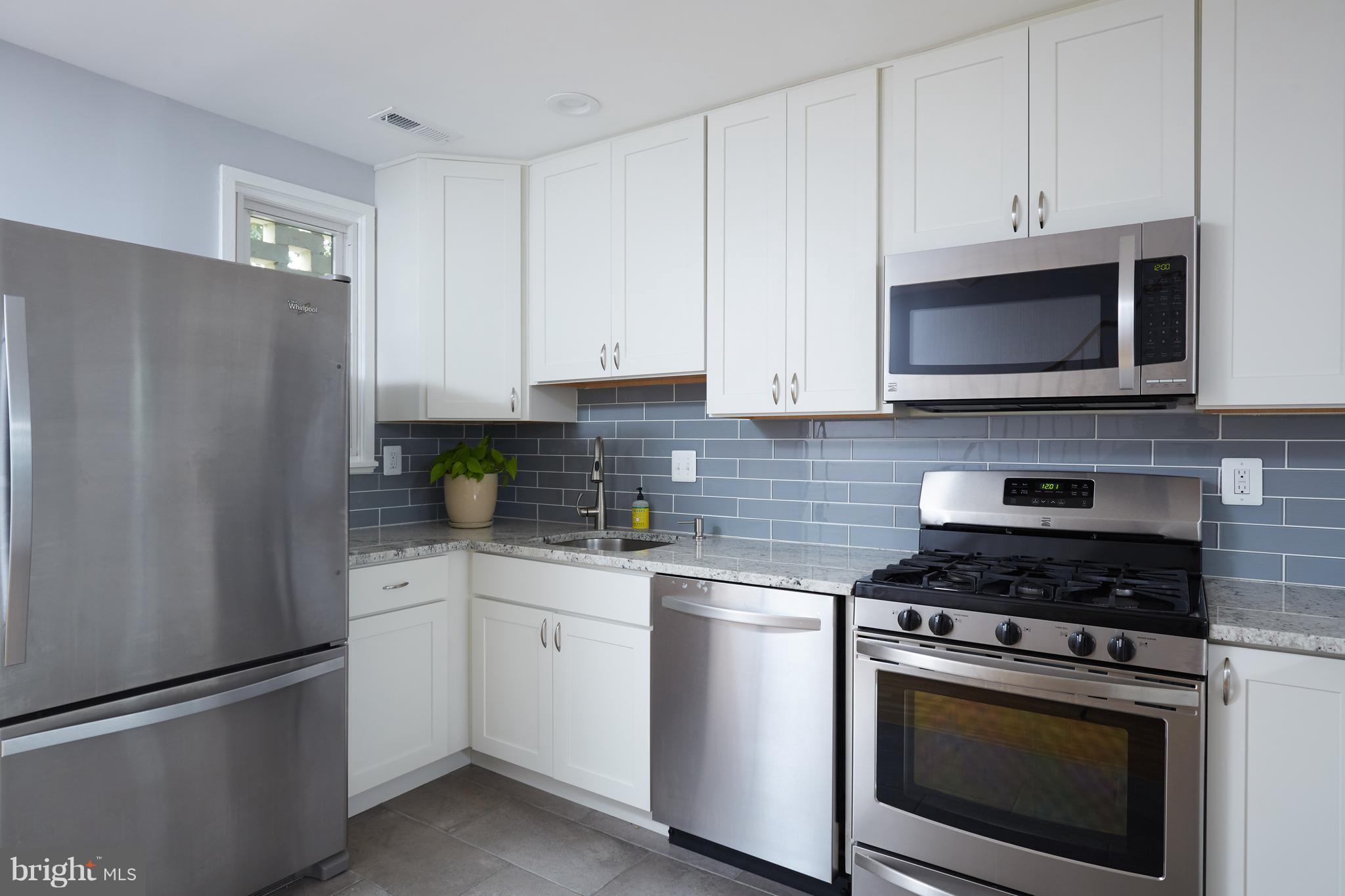108 G Street Southwest, Unit 105 Washington, DC 20024 - Photo 9 of 25 Kitchen
