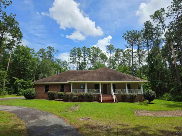 $270,000 | 692 Albert Lampkin Road, Eastman, GA 31023