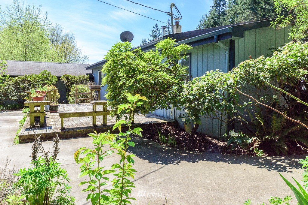 20569 Widme Road Northeast Poulsbo, WA 98370 - Photo 2 of 21 Gallery Image 2
