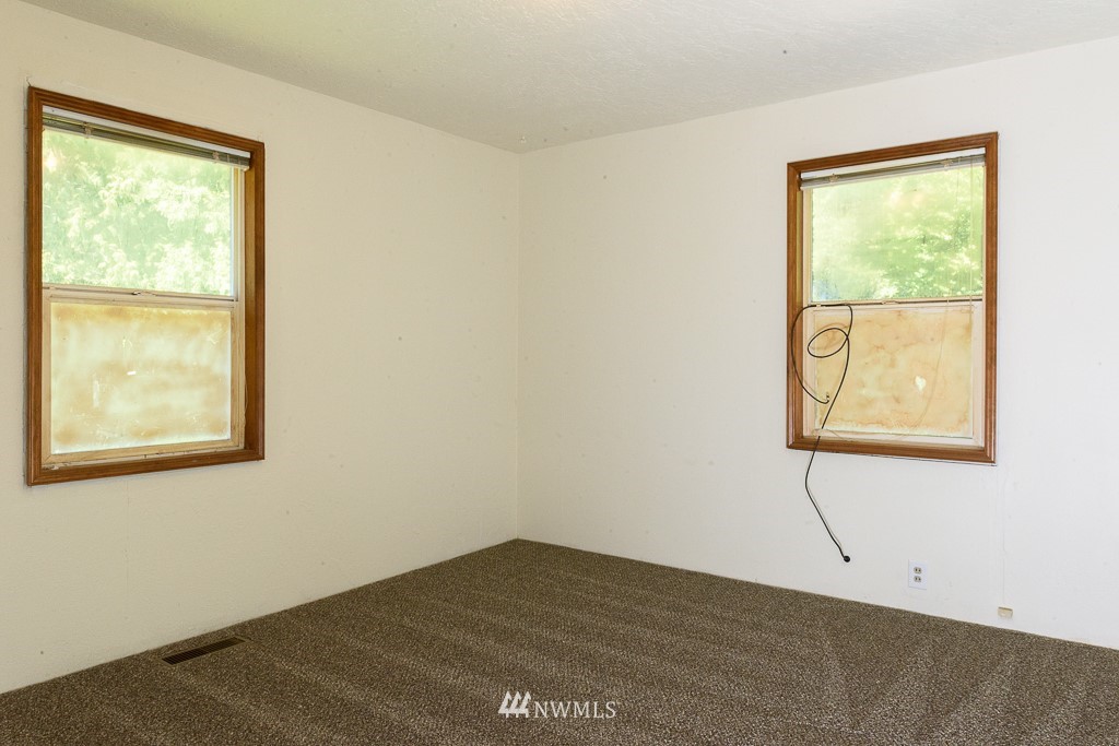 20569 Widme Road Northeast Poulsbo, WA 98370 - Photo 19 of 21 Gallery Image 19