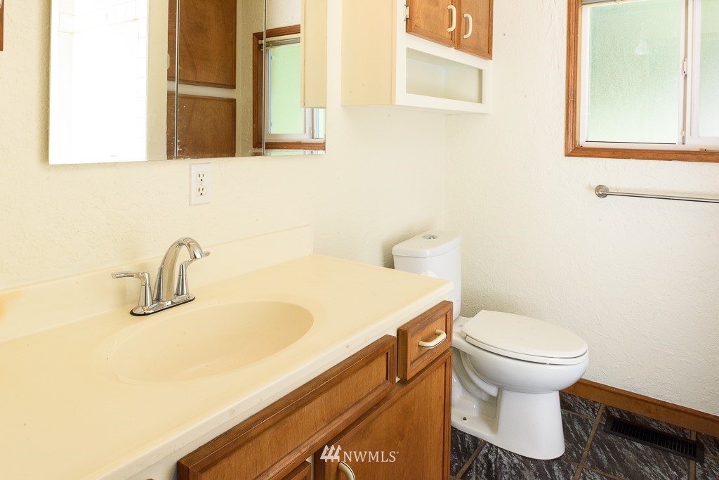 20569 Widme Road Northeast Poulsbo, WA 98370 - Photo 21 of 21 Gallery Image 21