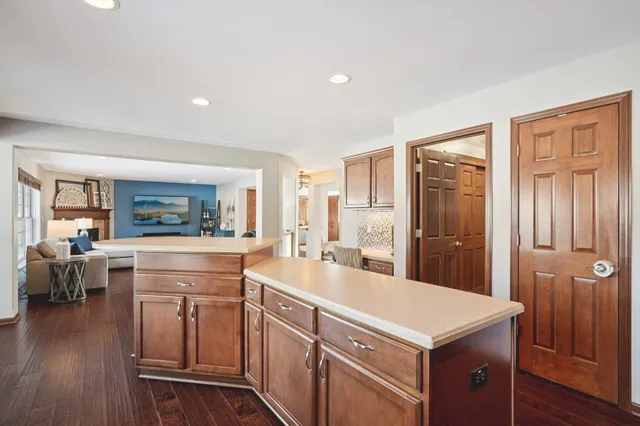 $674,900 | N57W24444 Falcon Court, Sussex, WI 53089