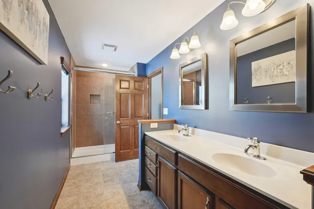 $674,900 | N57W24444 Falcon Court, Sussex, WI 53089