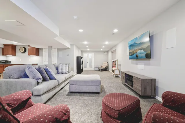 $674,900 | N57W24444 Falcon Court, Sussex, WI 53089