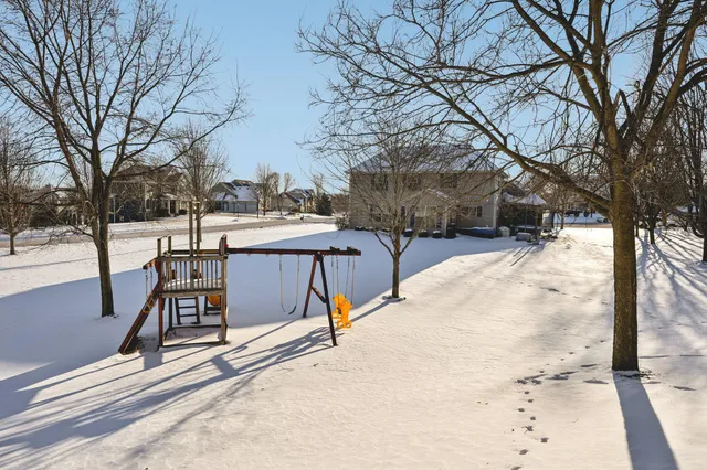 $674,900 | N57W24444 Falcon Court, Sussex, WI 53089