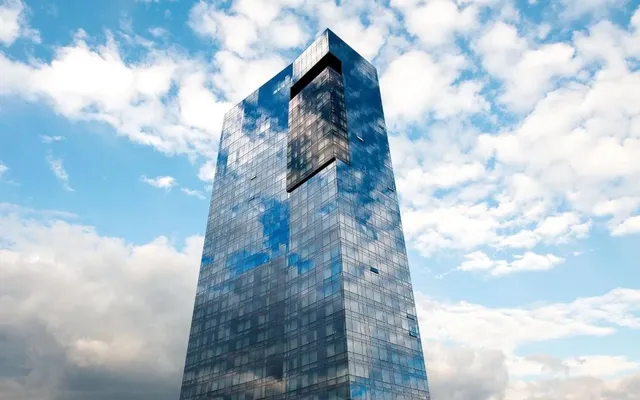 $675,000 | 246 Spring Street, Unit 3504 | Hudson Square