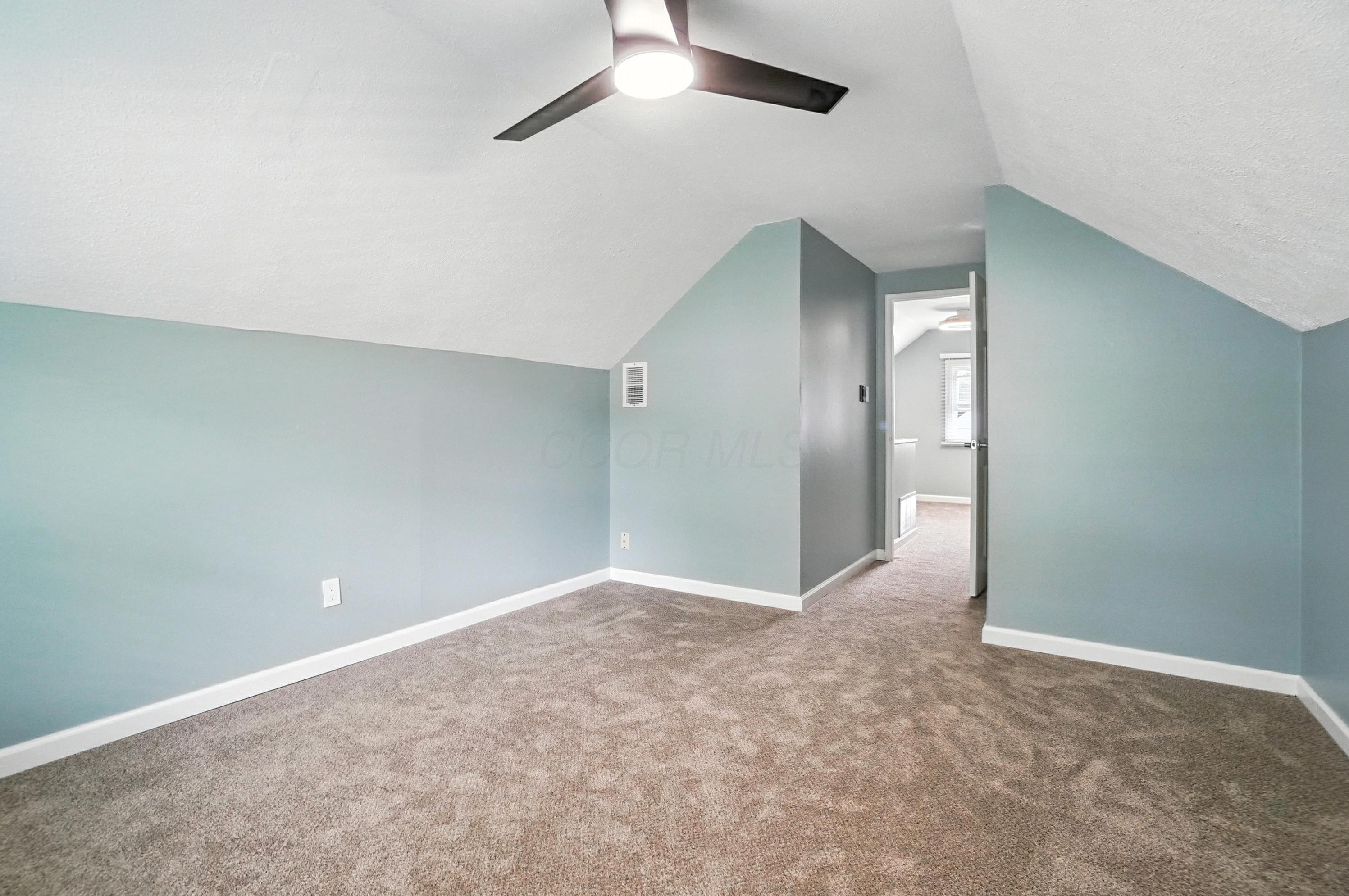 836 Antwerp Road Columbus, OH 43213 - Photo 17 of 26 021 (4)