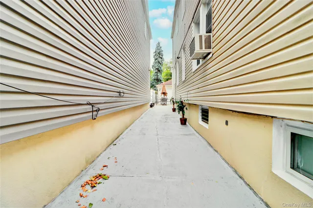 $848,888 | 65-10 80th Avenue | Glendale