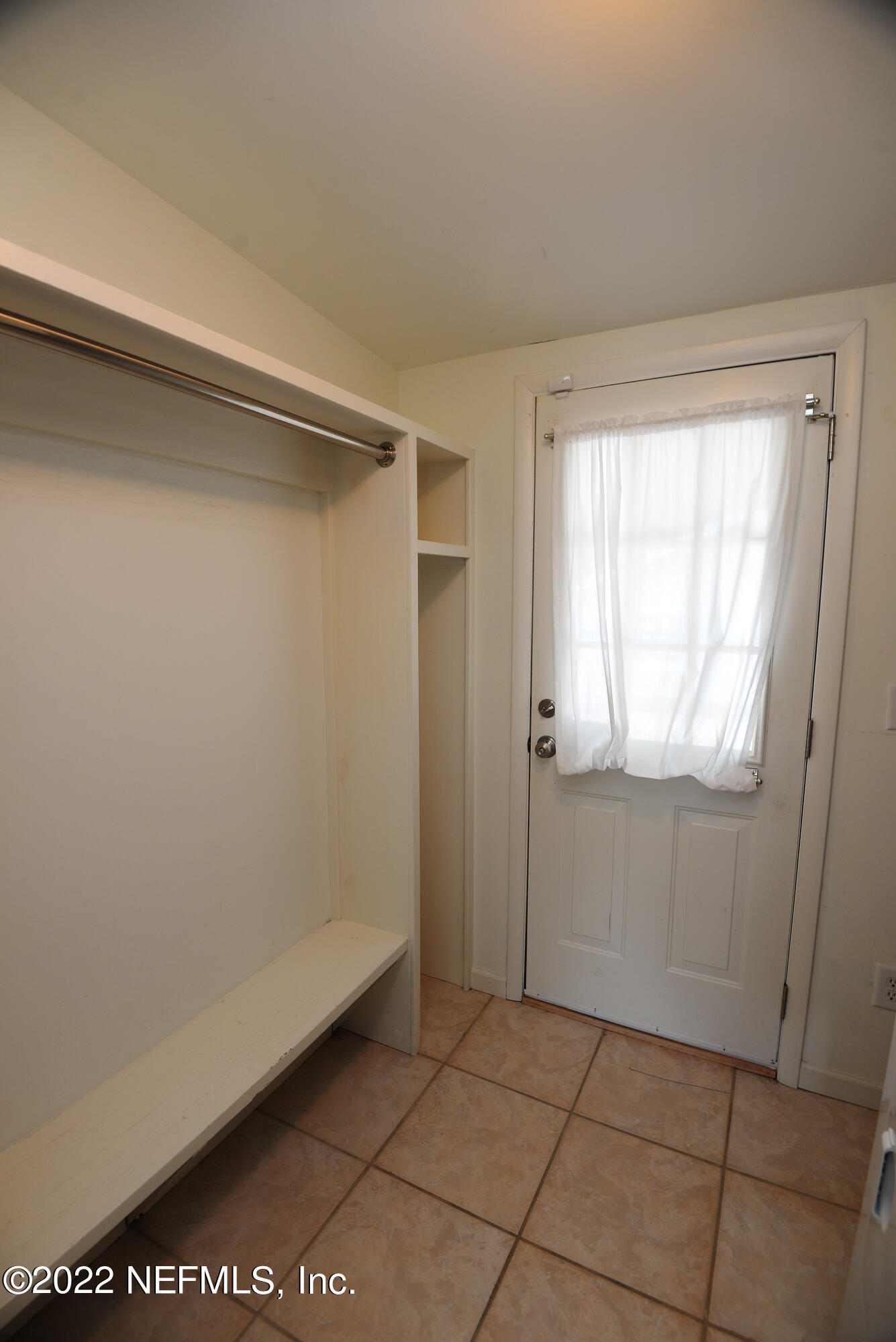 3973 Gadsden Road Jacksonville, FL 32207 - Photo 44 of 45 a view of an empty room