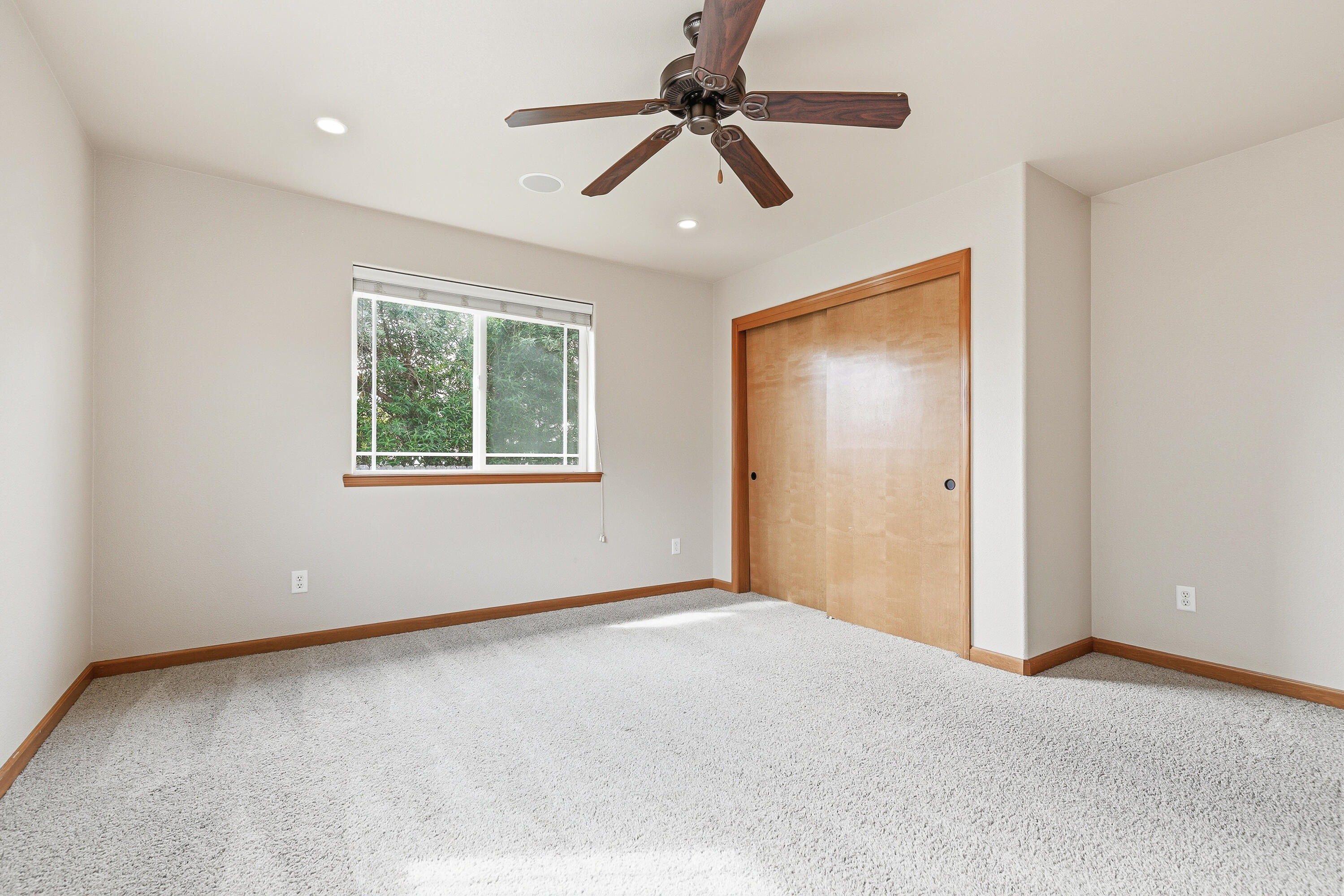 602 Barton Road Eagle Point, OR 97524 - Photo 18 of 31