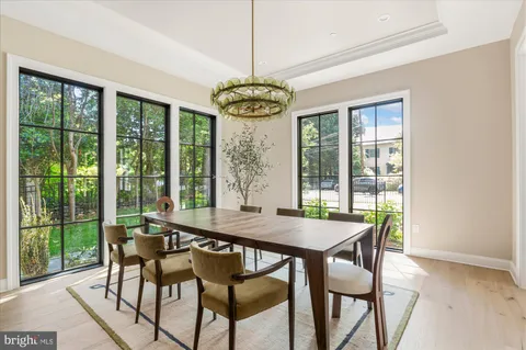 $4,275,000 | 2733 Chesapeake Street Northwest, Washington, DC 20008