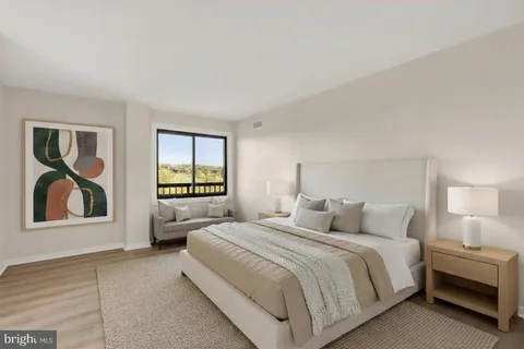 $249,900 | 200 North Pickett Street, Unit 1010, Alexandria, VA 22304