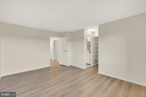 $249,900 | 200 North Pickett Street, Unit 1010, Alexandria, VA 22304