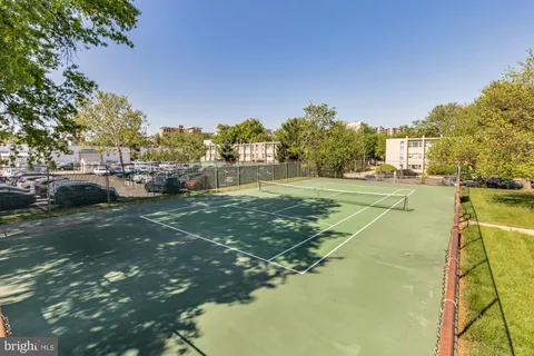 $249,900 | 200 North Pickett Street, Unit 1010, Alexandria, VA 22304