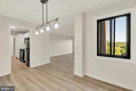 $249,900 | 200 North Pickett Street, Unit 1010, Alexandria, VA 22304