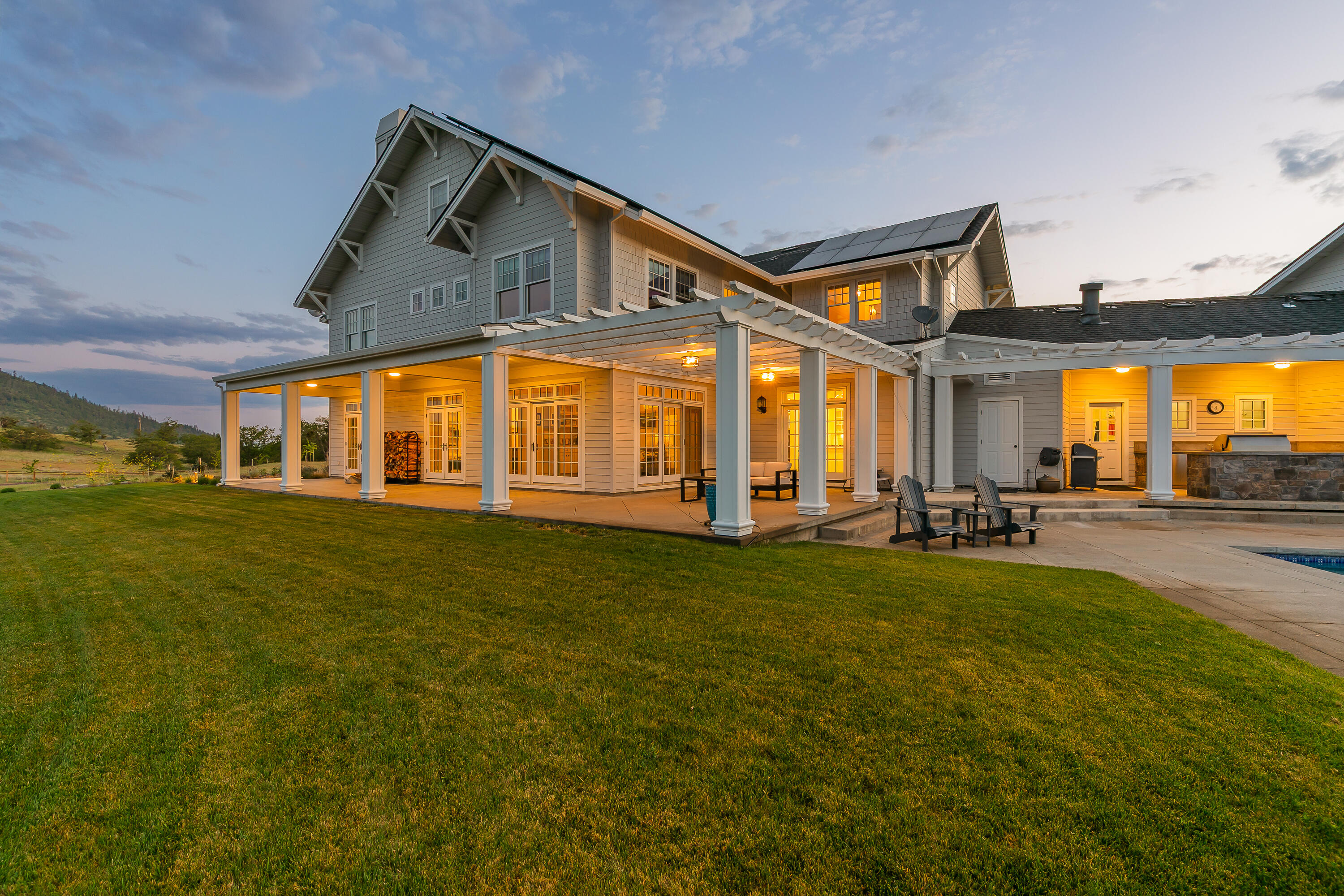 6081 Hillcrest Road Medford, OR 97504 - Photo 74 of 83 76