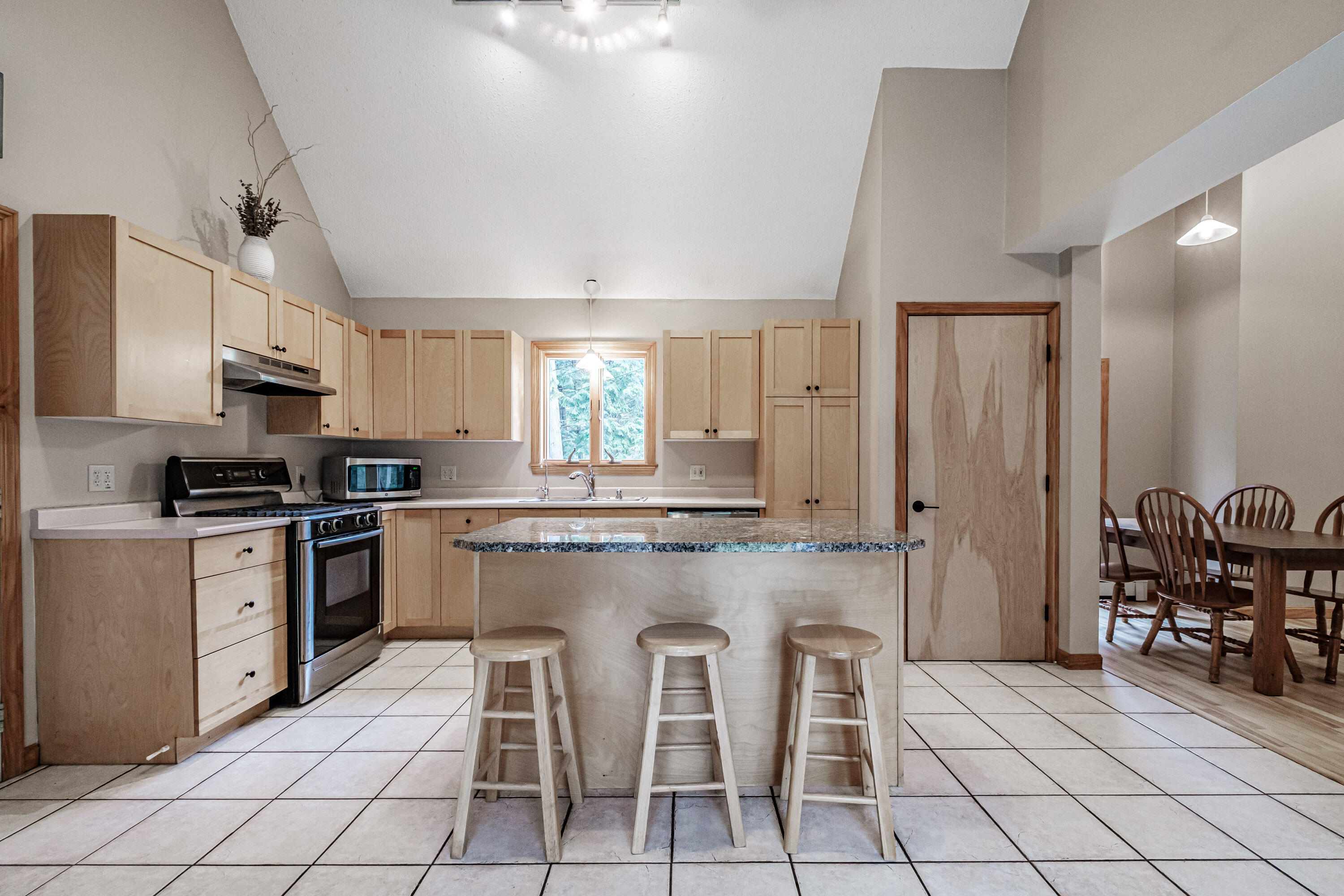 16 Sunset Ridge North Yarmouth, ME 04097 - Photo 5 of 59 20240508gp-61031
