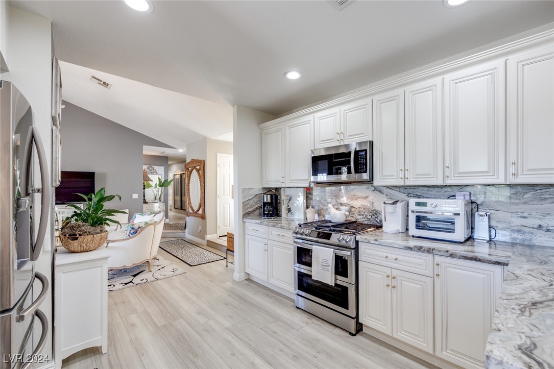 1902 Hobson Drive Henderson, NV 89074 - Photo 11 of 36