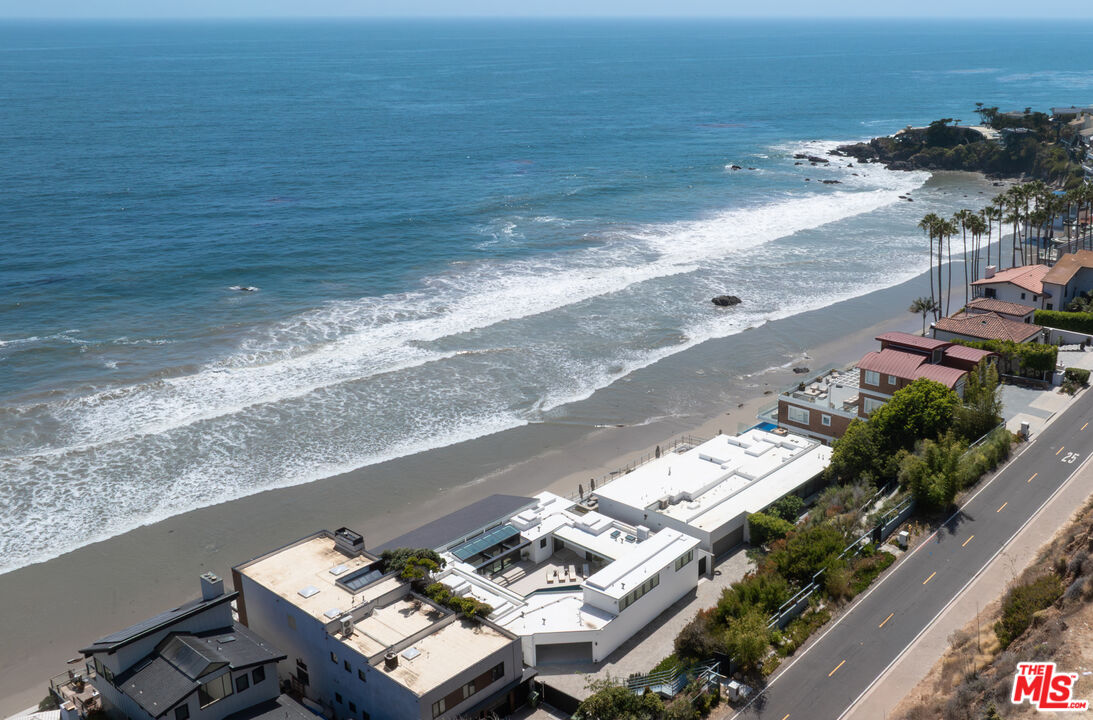 31388 Broad Beach Road Malibu, CA 90265 - Photo 30 of 36