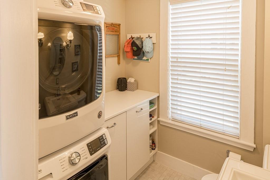 18 Evans Road Marblehead, MA 01945 - Photo 12 of 28 Gallery Image 12