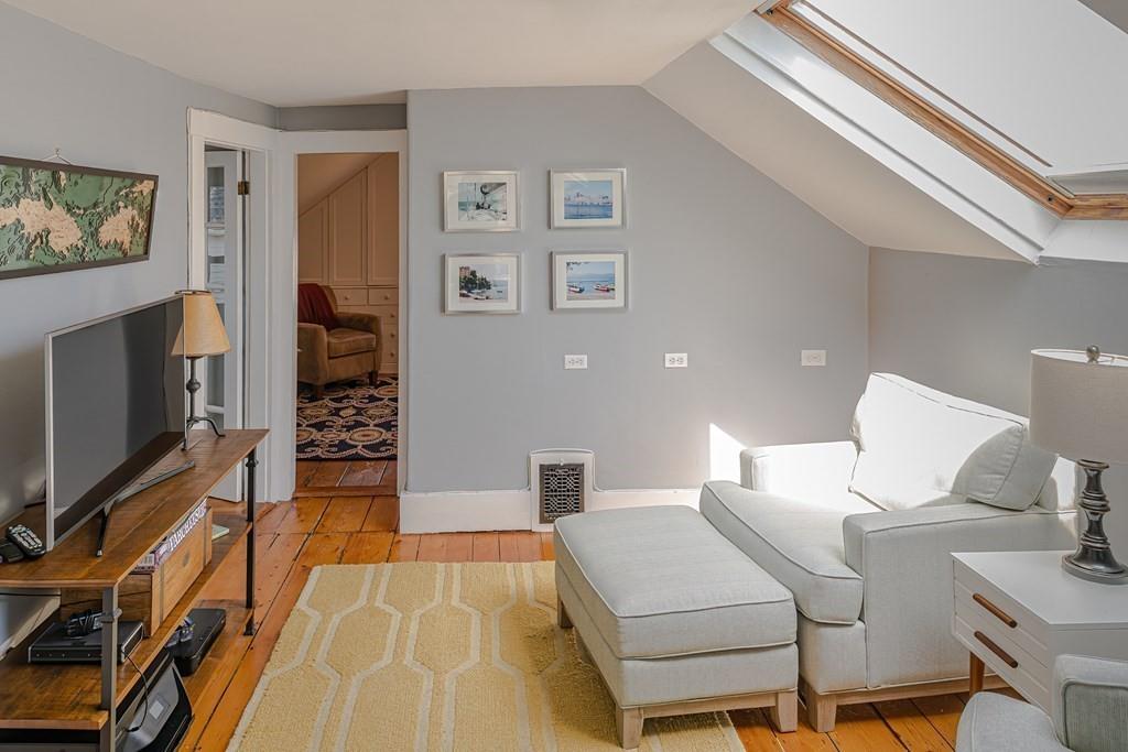 18 Evans Road Marblehead, MA 01945 - Photo 21 of 28 Gallery Image 21