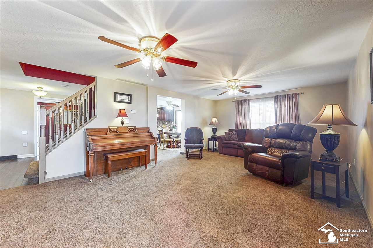 14487 Goutz Road Monroe, MI 48161 - Photo 9 of 40