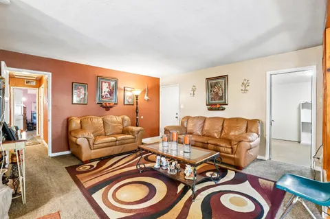 $399,900 | 871 Greenwood Avenue, West Sacramento, CA 95605