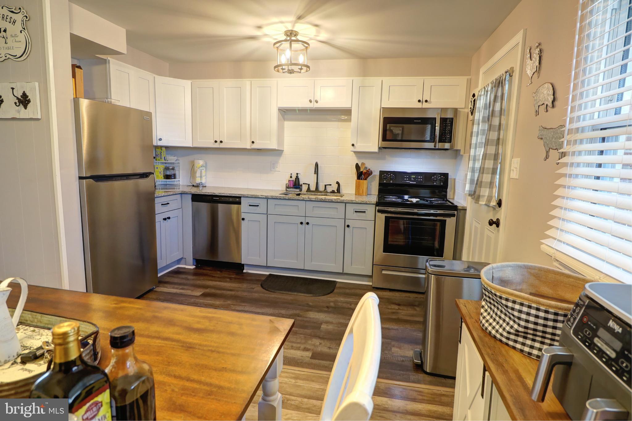 8188 Mid Haven Road Dundalk, MD 21222 - Photo 8 of 23 Gallery Image 8